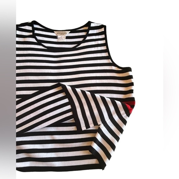 Exclusively Misook Petite Stripe Tank Sleeveless Women’s Size L - Picture 4 of 10